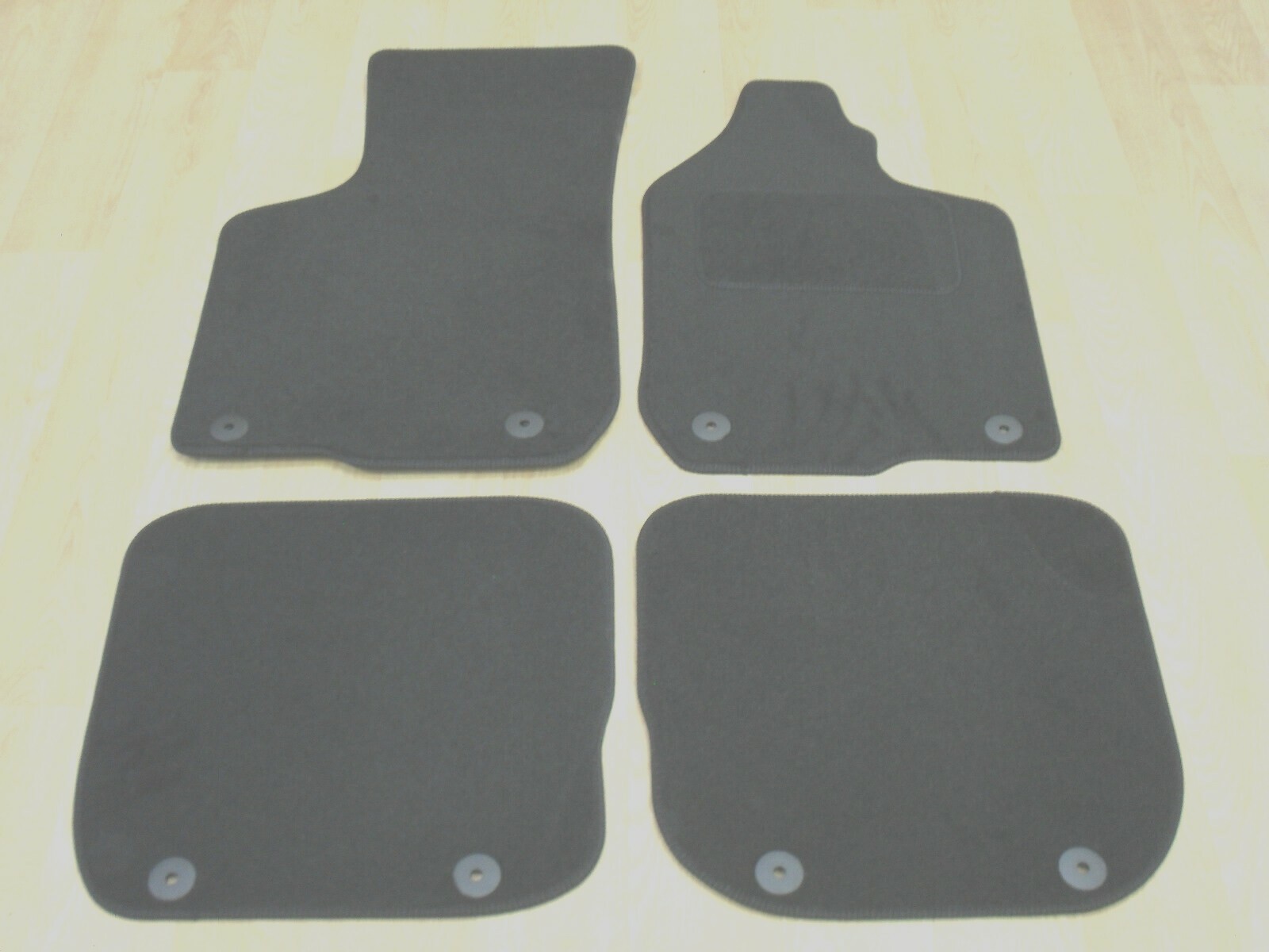 Car Mats for Audi A3 1996-2002 (8 Fixings) Tailored Fit Car Floor Mats in Grey