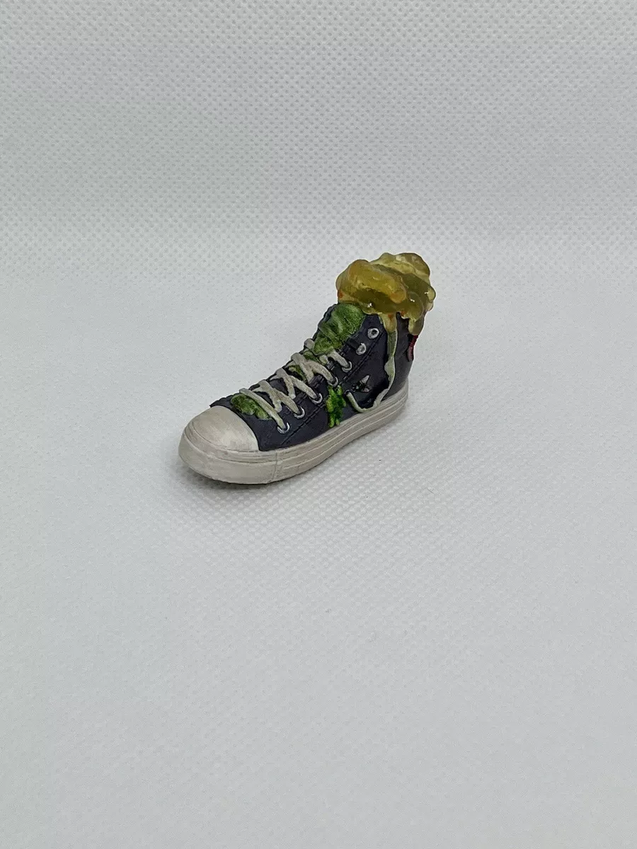 GROSS Zuru Mega Gross Minis Snotverse All Nasty Converse All Star
