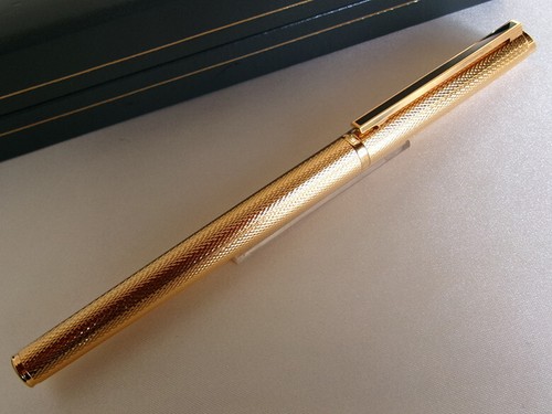 Dunhill Gemline Fountain Pen Gold Plated Barley 14K F Nib Black Line Clip - 第 2/14 張圖片