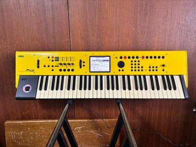 KORG M50-61 61-Key Compact Music Workstation YELLOW Limited edition w/ bag