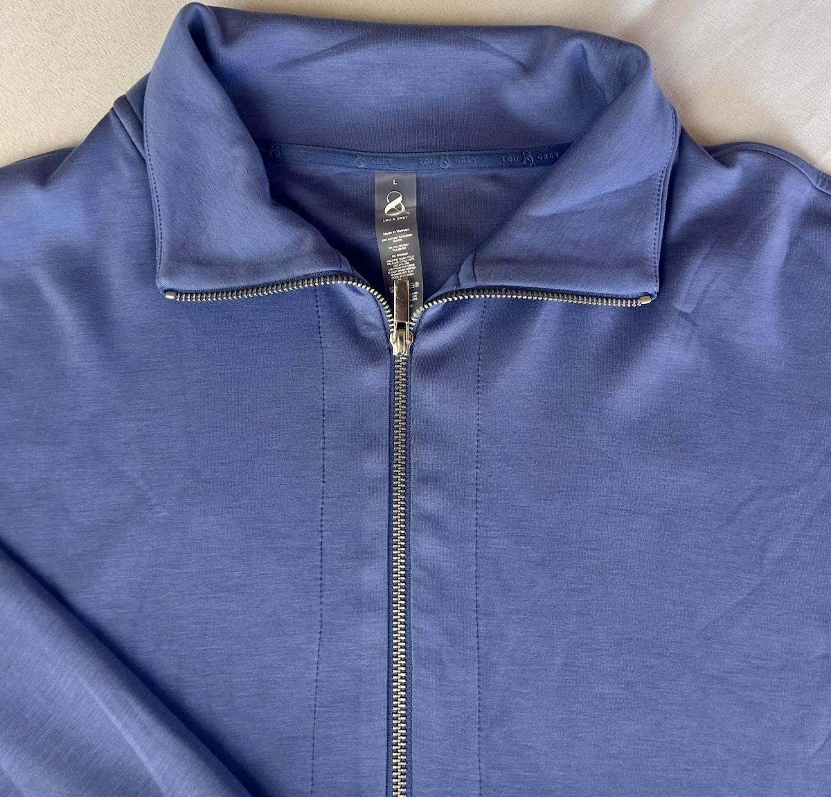 NWT Lou & Grey by Loft super soft active wear tunic style top size L