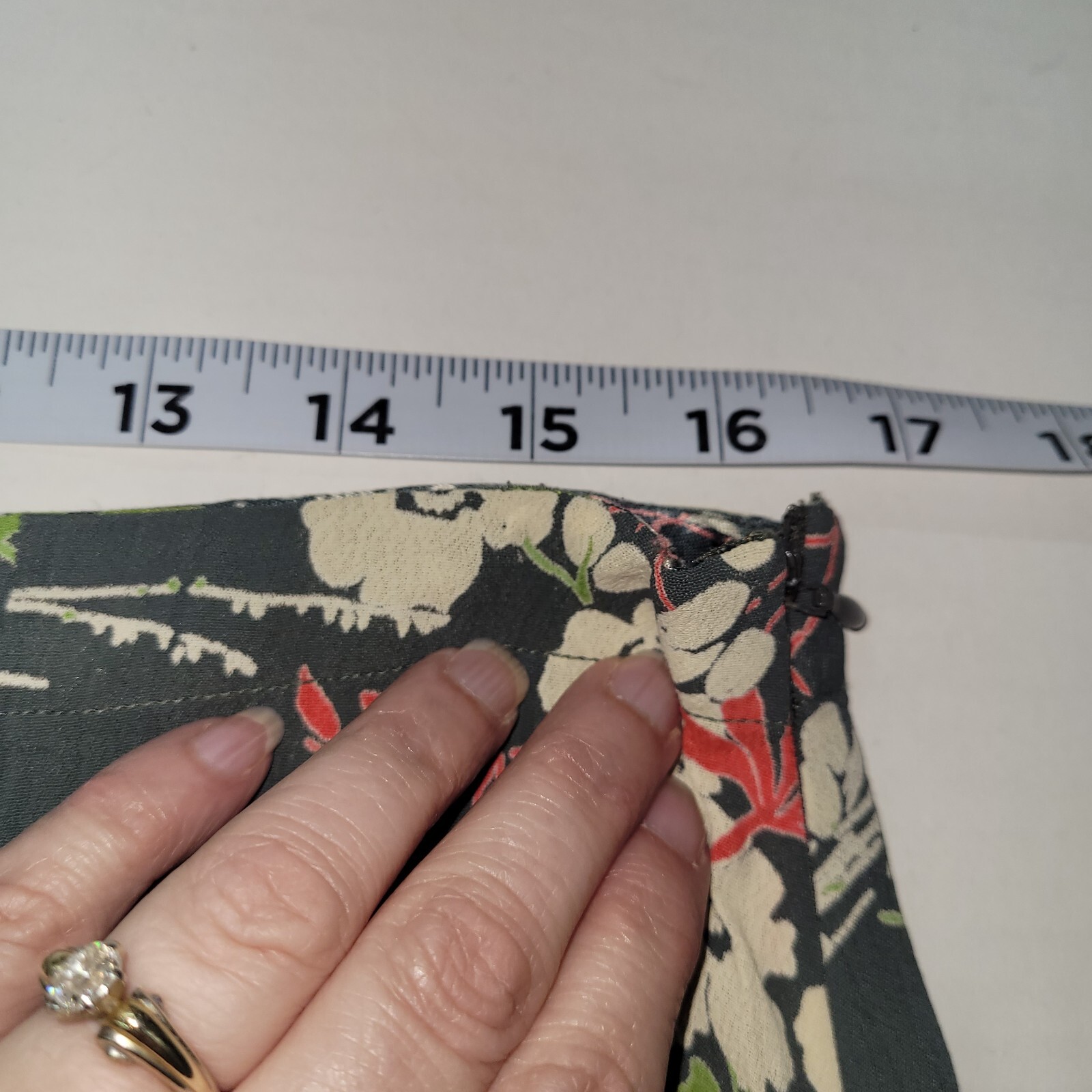 Karavan Skirt Women XL Green Floral Print Rayon A-Line Knee Length Office Casual