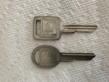 2 1970 Chevrolet Corvette GM OEM NOS Original J and K Key Blanks