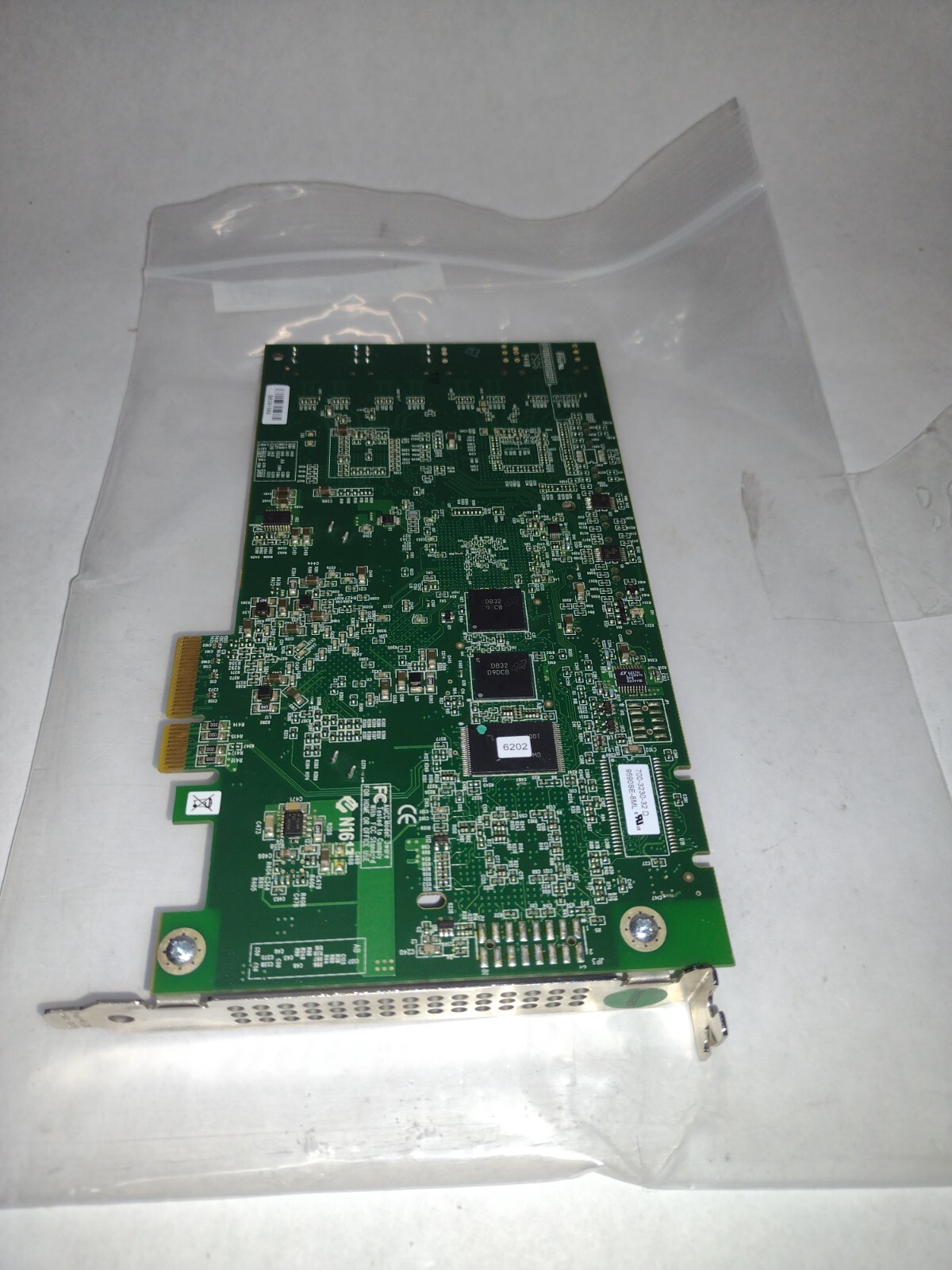 AMCC 9590SE-8ML PCI Express SATA II 3.0Gb/s Controller Card Board 700-3230-32 D