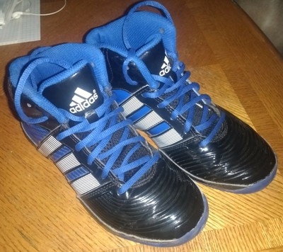 boys basketball shoes size 2.5