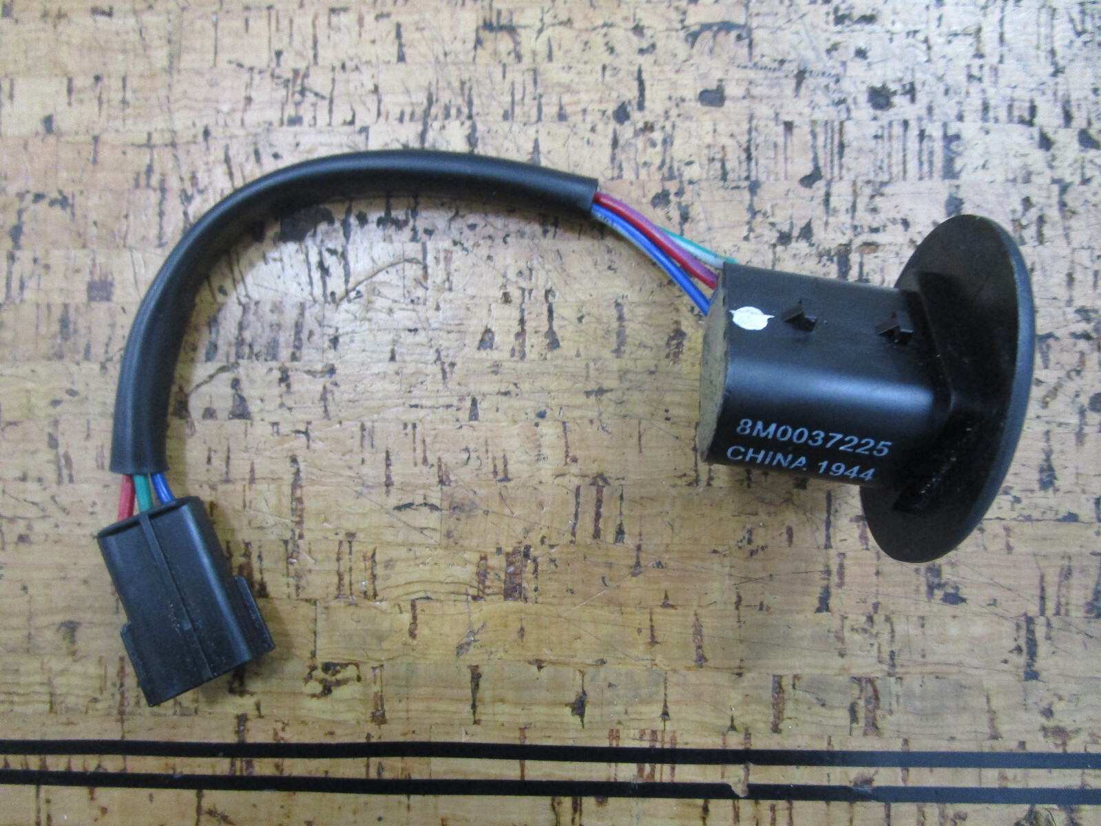 90 DAY WARRANTY* 0800 Mercury Quicksilver Round Bezel Trim Switch  