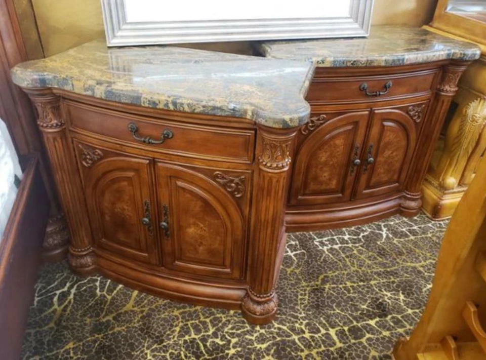 Спальный гарнитур AICO от Michael Amini Monte Carlo 5 шт. королевский размер - Изображение 4 из 4