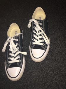 black converse used