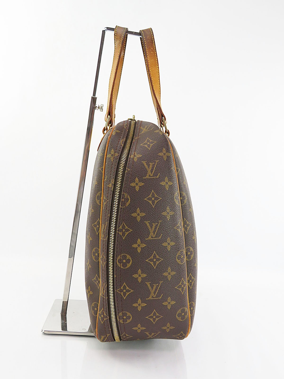 Authentic LOUIS VUITTON Excursion Monogram Shoe B… - image 4