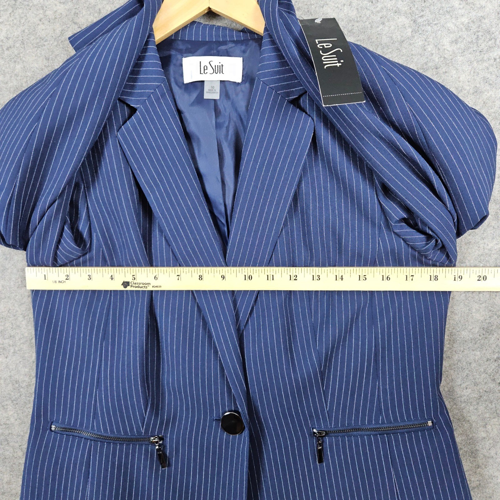 Le Suit Women's Navy Pinstriped Blazer Pants Suit Size 10 Professional NEW NWT