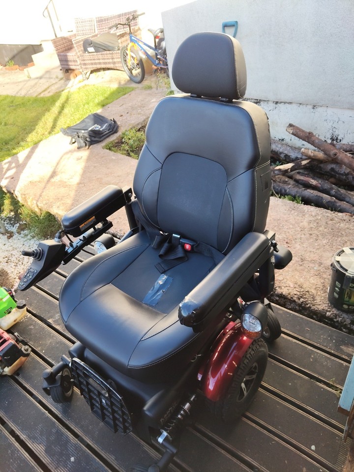 Rascal P327 XL Electric Powerchair. 20 Mile Range Good Condition | eBay UK
