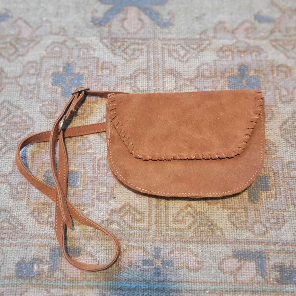 NWOT Cost Plus World Market Suede Belt Bag 8 x 5.5 inches  display picture 2