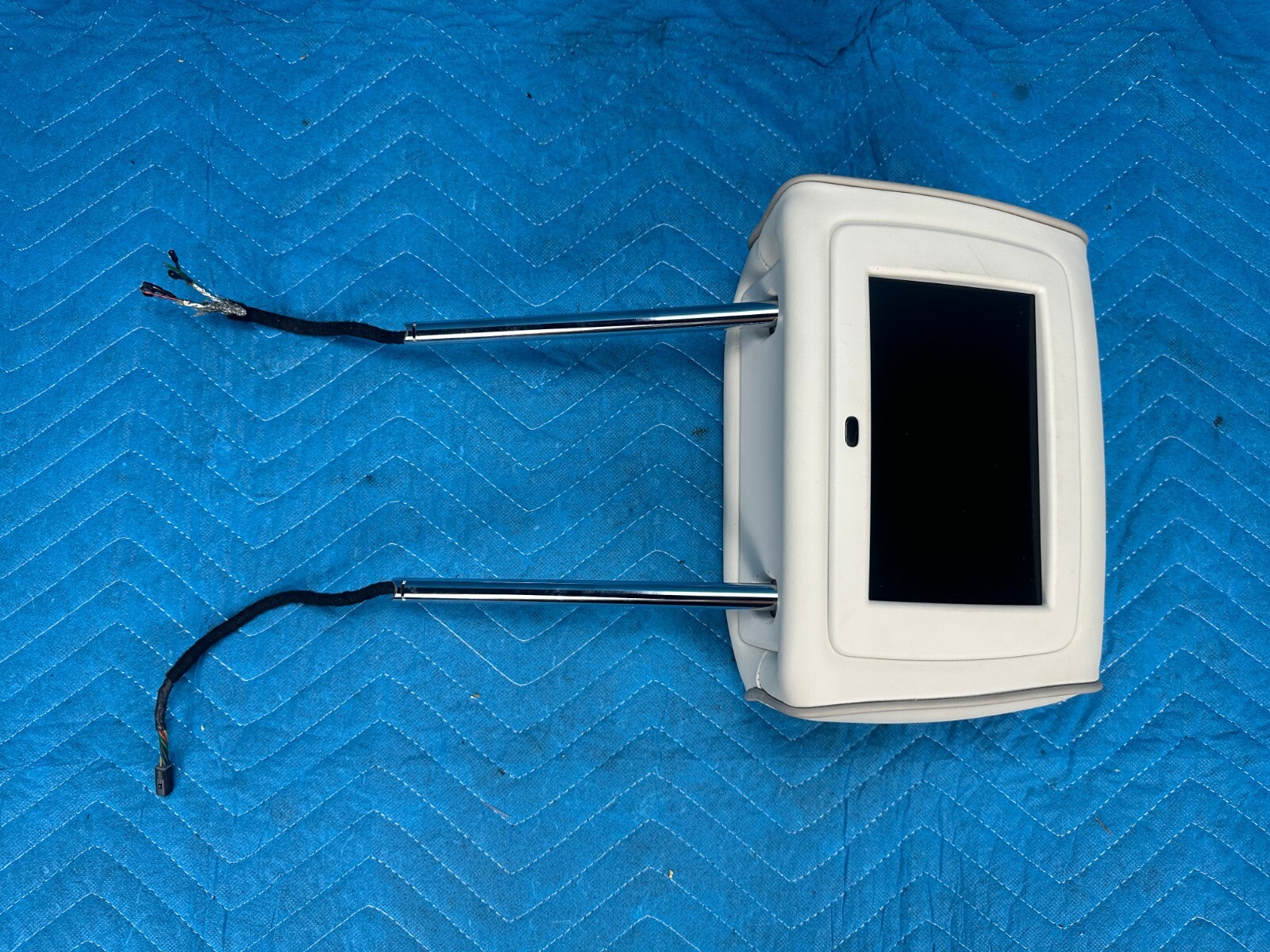 Bentley Flying Spur Front Passenger Seat Headrest w/ Display Ivory 2008-2012 OEM