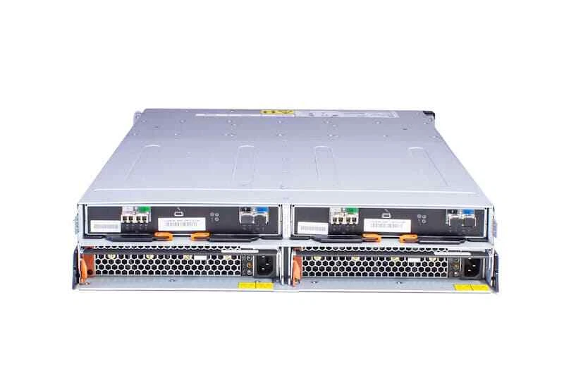 IBM Disk Enclosure (DS8000 Series), 24xSFF, 2x Contr. a 4x 8G FC, 8x8G Gbic - Bild 3 von 3