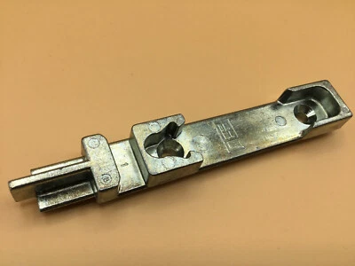 SI Siegenia 0720 Kippschließblech 720 Kippriegellager Schließstück NEU