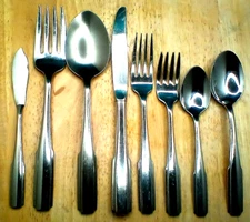 Oneida FREMONT Glossy Stainless 18% Chrome USA 2001 "YOUR CHOICE"