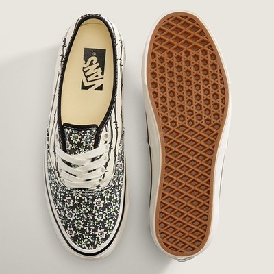 Vans Premium Authentic Micro Daisy Sneakers Barbed Wire