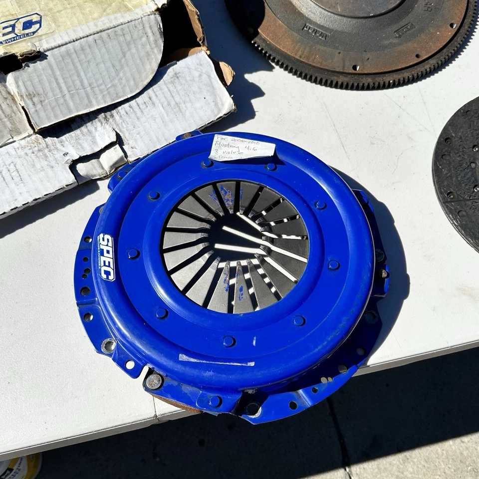 Б/у высокопроизводительное сцепление Spec Sf461 2005-20010 Ford Mustang GT 4,6 л 3 клапана - Изображение 2 из 4