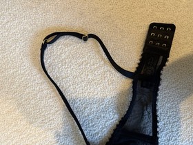 Maison Close Black Lace Underwire Bra &ndash; 32B / FR 85B &ndash; Like New