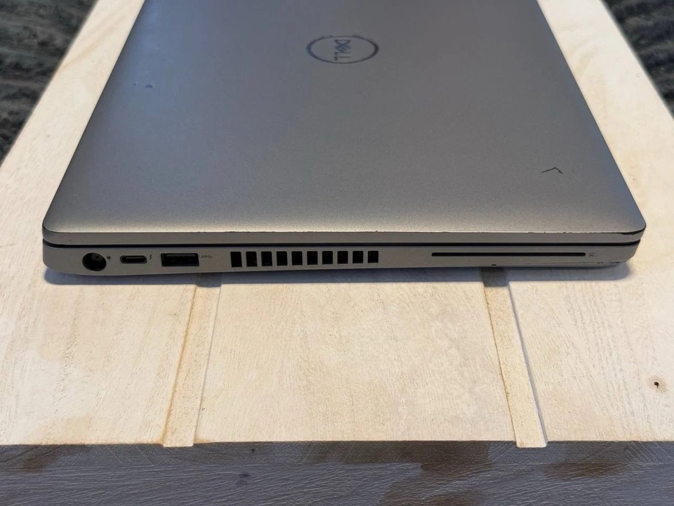 Dell Latitude 5410 · i7-10610U · 16GB · 256GB, Foto 3 von 5