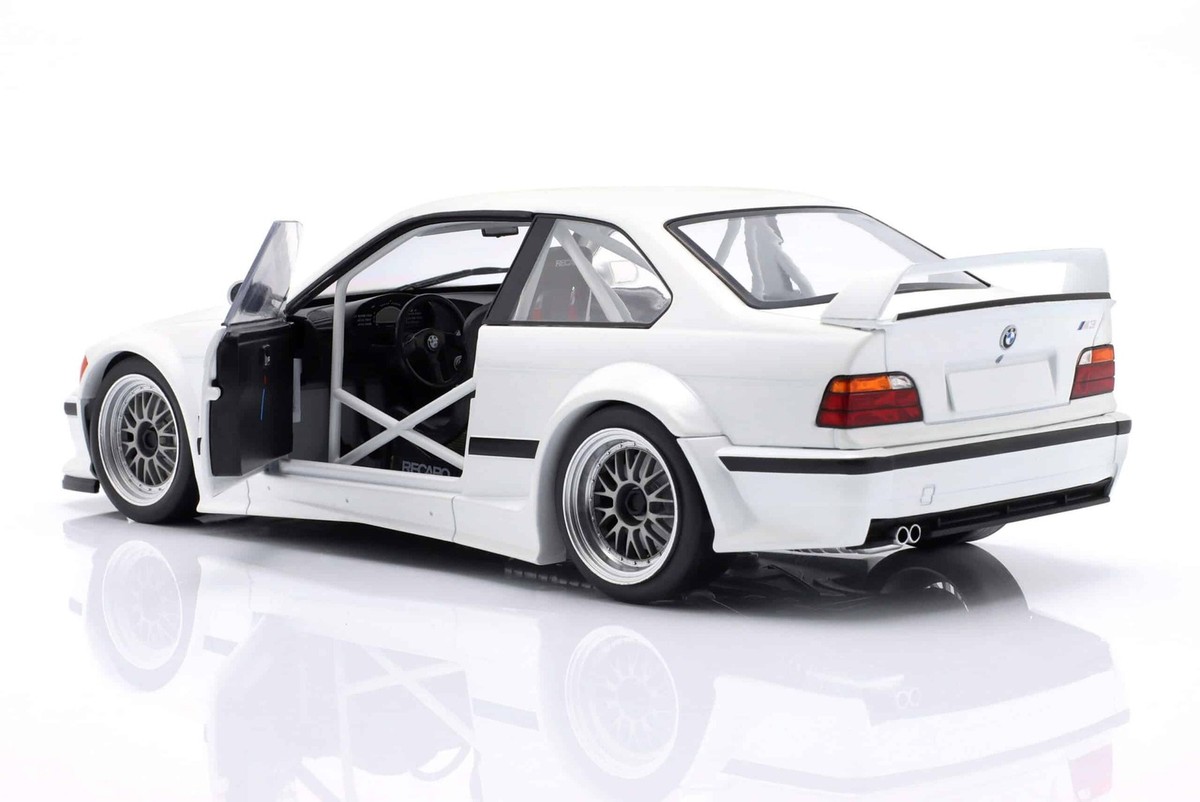 WERK83 1:18 BMW M3 (E36) GTR Plain Body Version White (W18051001