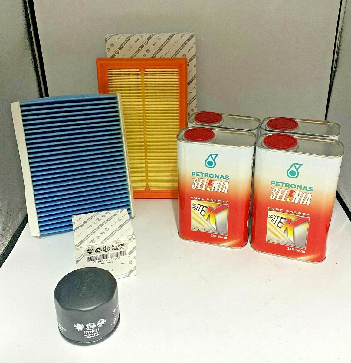 Filtro Aria Abitacolo Blue Print ADF122505 Per Ford Fiesta 2008 - Ricambio Auto, Montaggio Facile