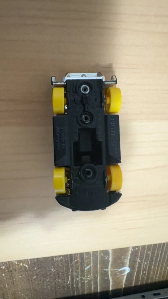 Hot Wheels 2018  Collector # 036/365  Super Chromes 8/10 Rig Heat Chrome IC SL2 - Image 3 of 3