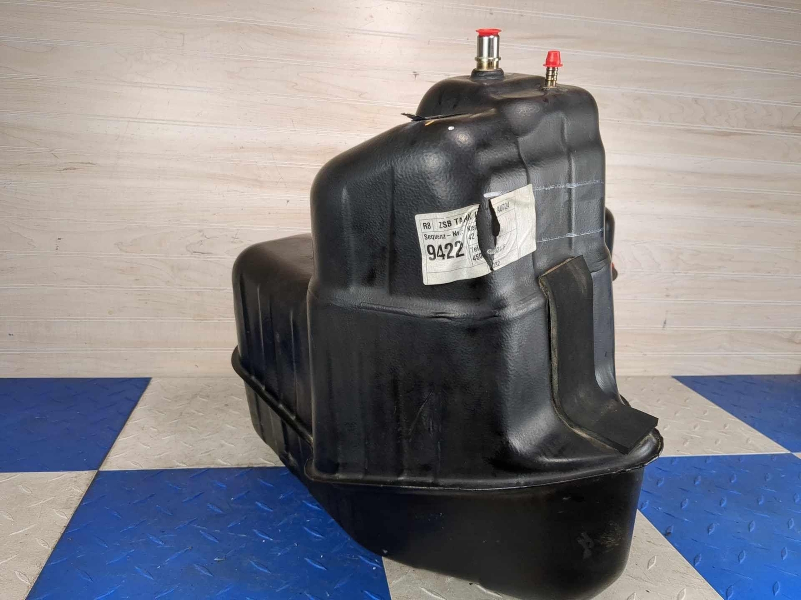 2017-2023 Audi R8 OEM Left Fuel Tank Assembly 4S0201021F 17k w/o Pump & Sensor