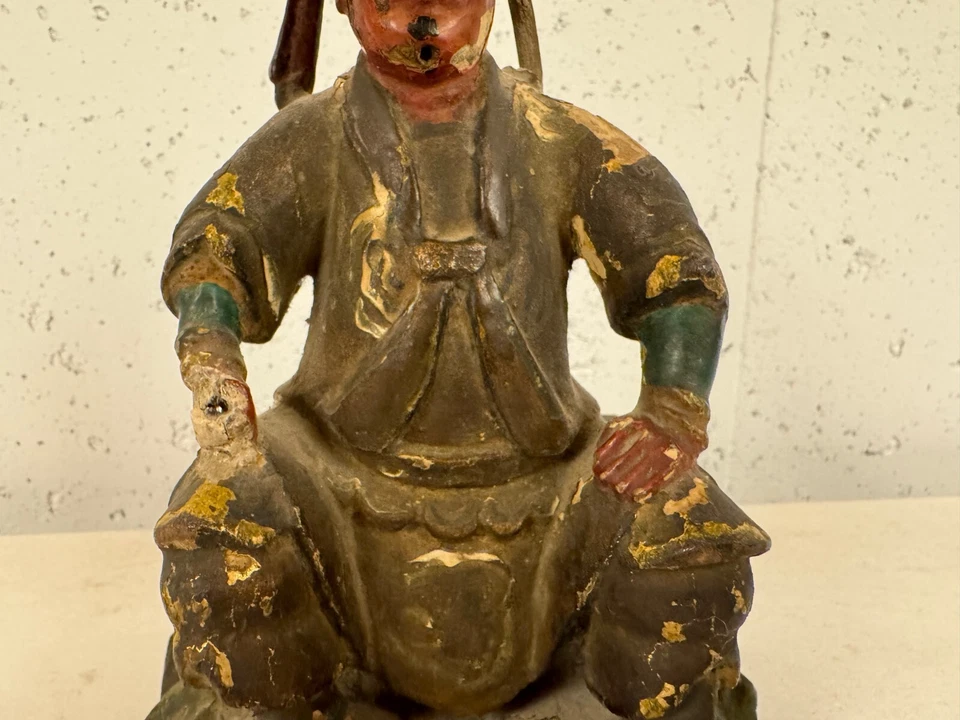 Antigua estatua china o japonesa policromada pintada madera tallada estatuilla hombre Foto 3 de 4