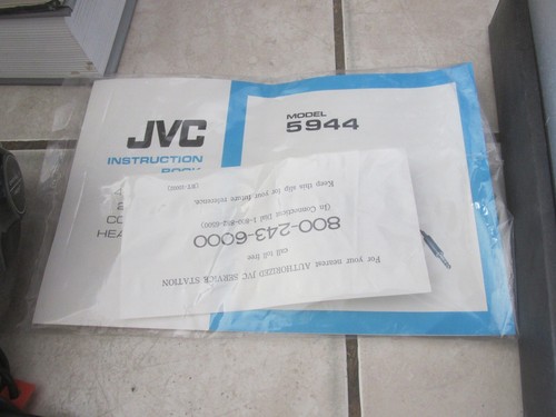 PREOWNED JVC 4 Channel Hi Fi Headphones Model 5944/Original Box Instructions - Picture 4 of 11