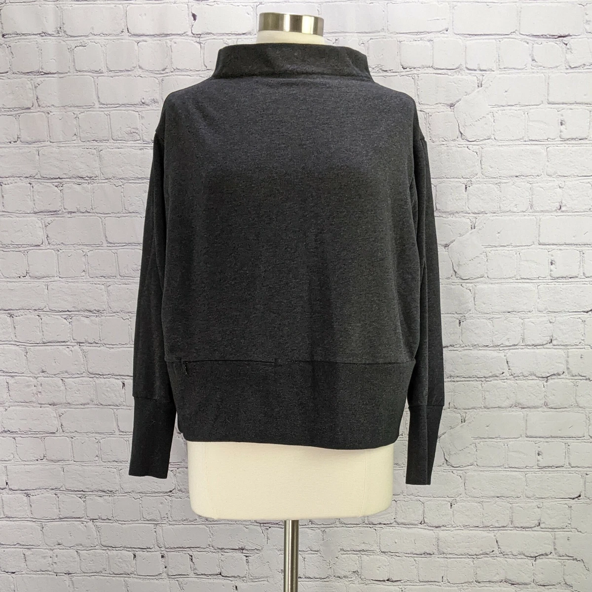 Nike Dri Fit Womens Large L Gray 3 4 Sleeve Mock Turtleneck Top Zipper Pocket