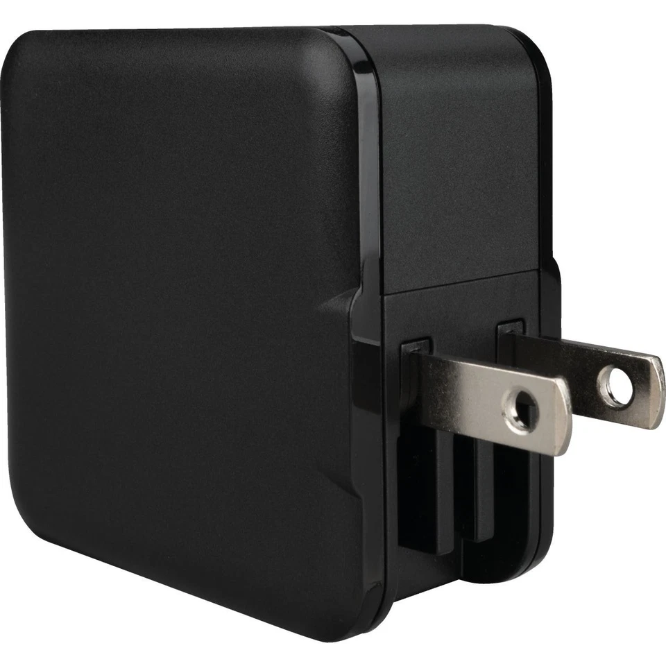 Blue Jet AC Outlet Black Fast Charge 45W Wall USB-C Charger with Power Delivery - Image 3 of 4