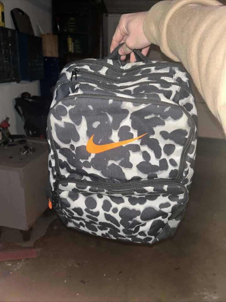 Nike Brasilia XL Backpack Bags Sports Smoke Gray Casual School Bag FN1357-077 - Image 3 of 4