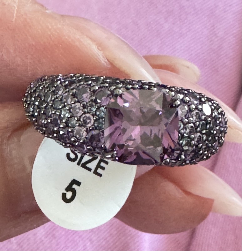 Bomb Party Sirens Ring Size 5 RG43766 "Lurking In Silence" Pave