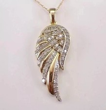 0.25 Ct Round Cut Simulated Diamond Angel Wings Pendant 14k Yellow Gold Plated