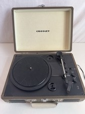 Crosley Cruiser Deluxe Record Vinyl Player Portable 3-Speeds Built-In Speakers