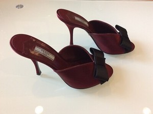 prada bow heels