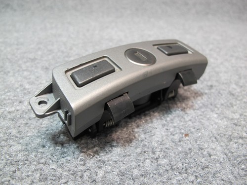 🥇03-08 BMW E65 E66 7-SERIES CENTER CONSOLE LOCK LATCH OPEN RELEASE SWITCH OEM - Picture 7 of 12