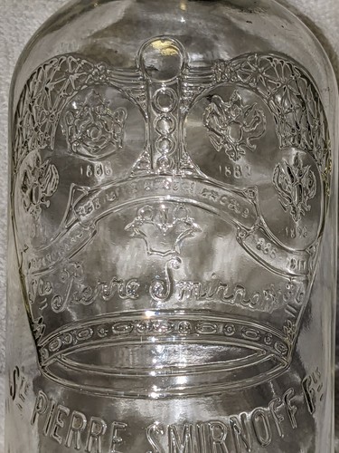 Smirnoff Vodka Bottle Ste Pierre Embossed Clear Glass 4/5 Quart w/Lid Vintage - Picture 2 of 14