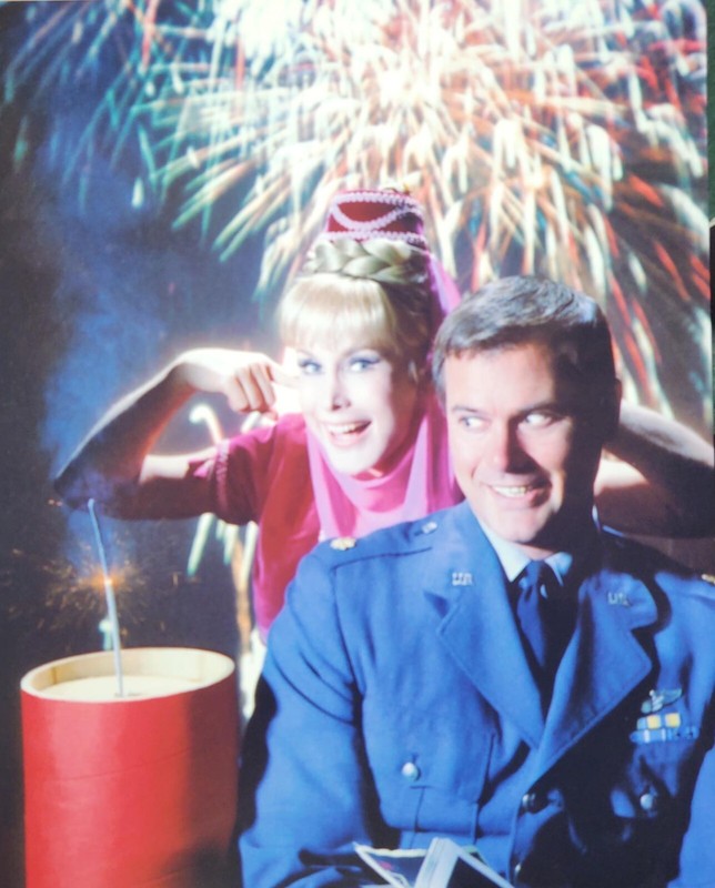 8x10 COLOR PHOTO I DREAM OF JEANNIE LARRY HAGMAN BARBARA EDEN