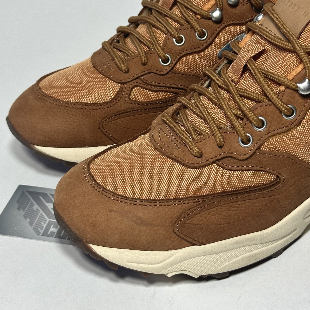 Saucony 3D Grid Hurricane Endless Knot Brown Rust Cordura Size 8.5 Saucony 3D Grid Hurricane Endless Knot Brown Rust Cordura  main image 4