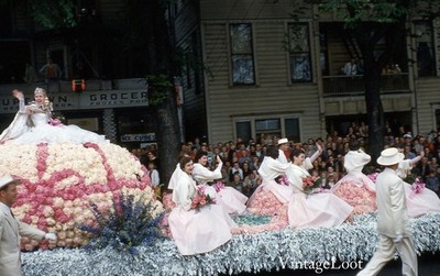 1954 QUEEN Portland Rose Festival Parade FLOAT - Gorgeous KODACHROME 35mm SLIDE