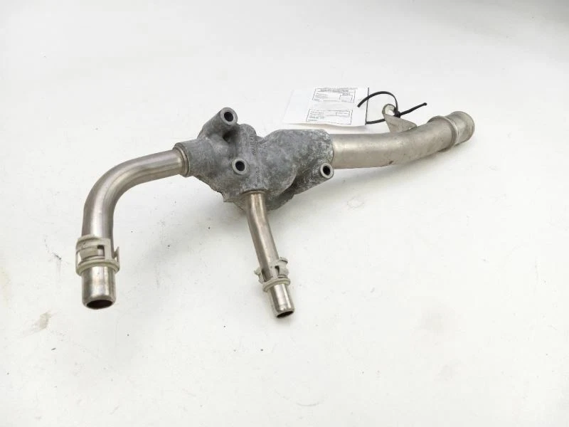 Chevrolet Traverse 2009 carcasa termostato Foto 2 de 4