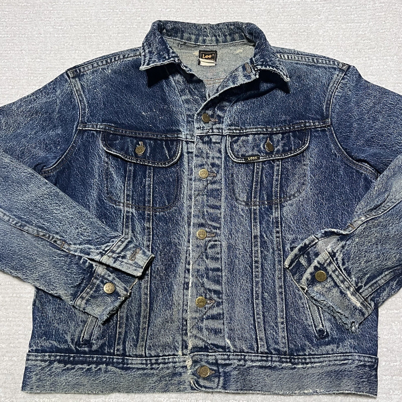 Vintage Lee Jacket Mens M Denim Trucker Riders Acid Wash Cool Distressed USA
