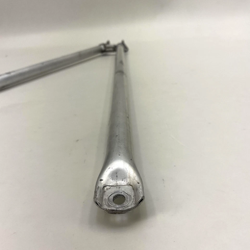 Ski-Doo Renegade 600 2010 soporte de dirección delantera vertical Foto 3 de 4