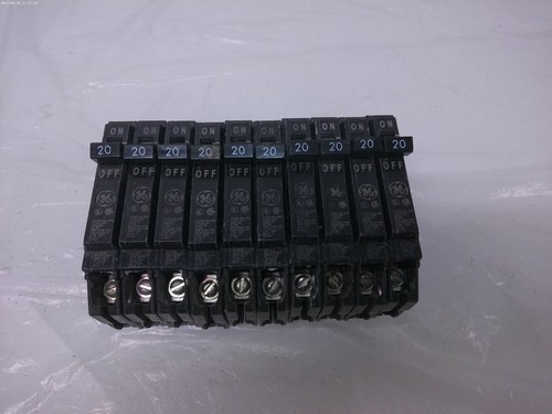 SET BESTEHEND AUS 10 GE Thin Series Leitungsschutzschaltern 1-polig 20-Amp THQP120