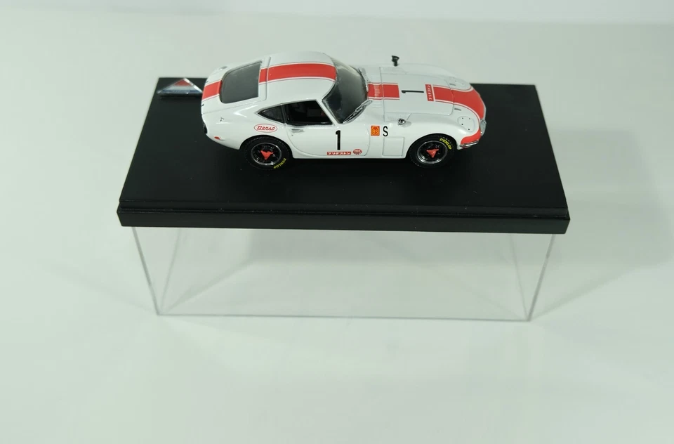 Kyosho 1:43 Toyota 2000GT Fuji 24h White Diecast Model Car Vintage J3 - Image 4 of 4