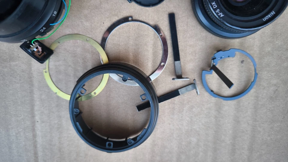 NIKON DX 18-55MM 1:3.5-5.6G II ED LENS (PARTS ONLY) - Image 2 of 4