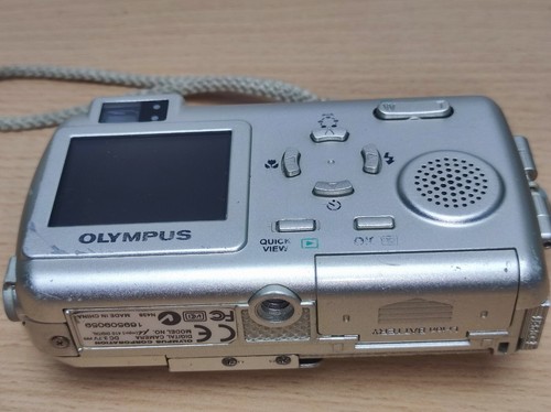 Olympus U Digital Camera mju: 410 Silver - Picture 3 of 14
