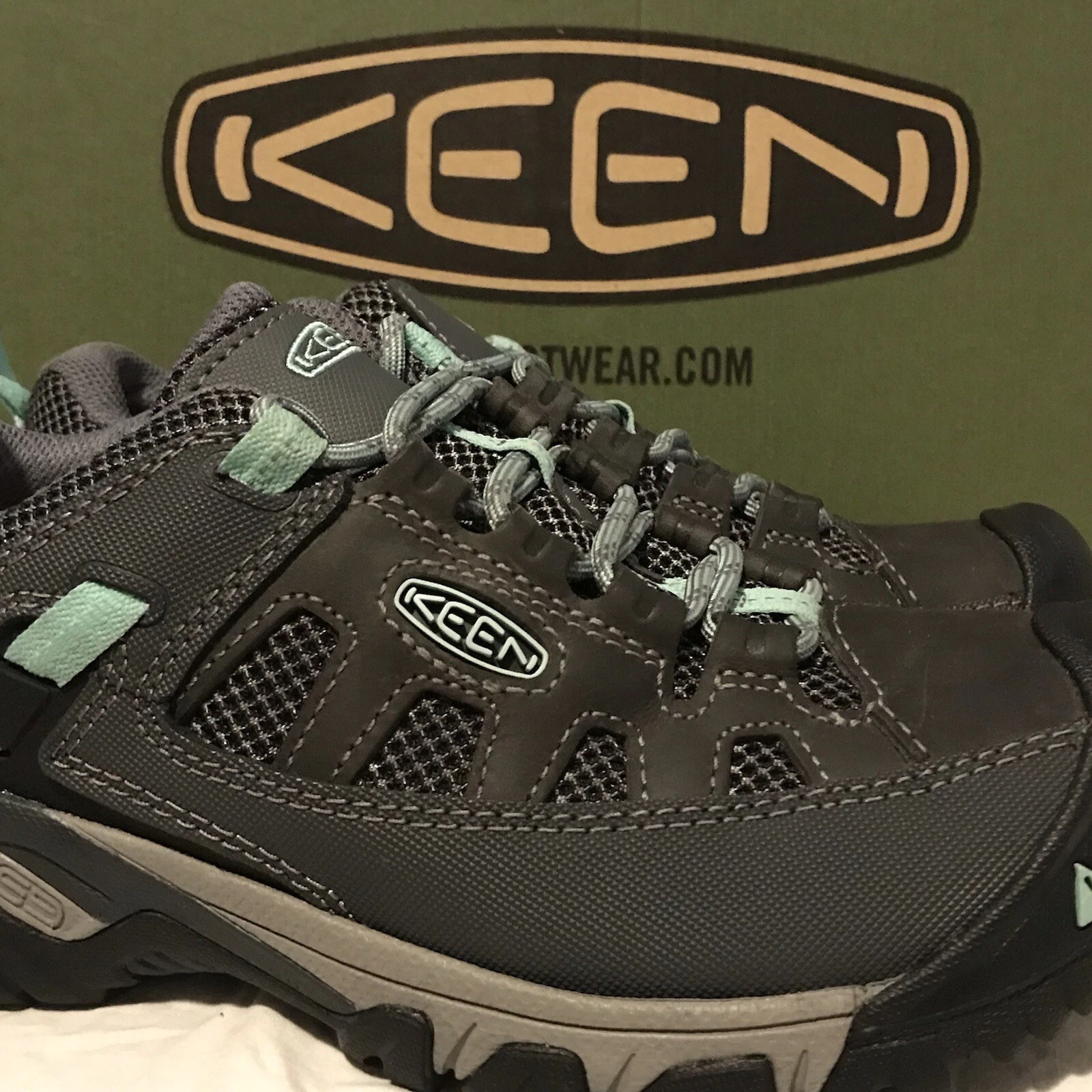 NEW KEEN Women’s Size 7.5 M Targhee Vent Hiking Shoes 1023033 Steel Grey/Ocean
